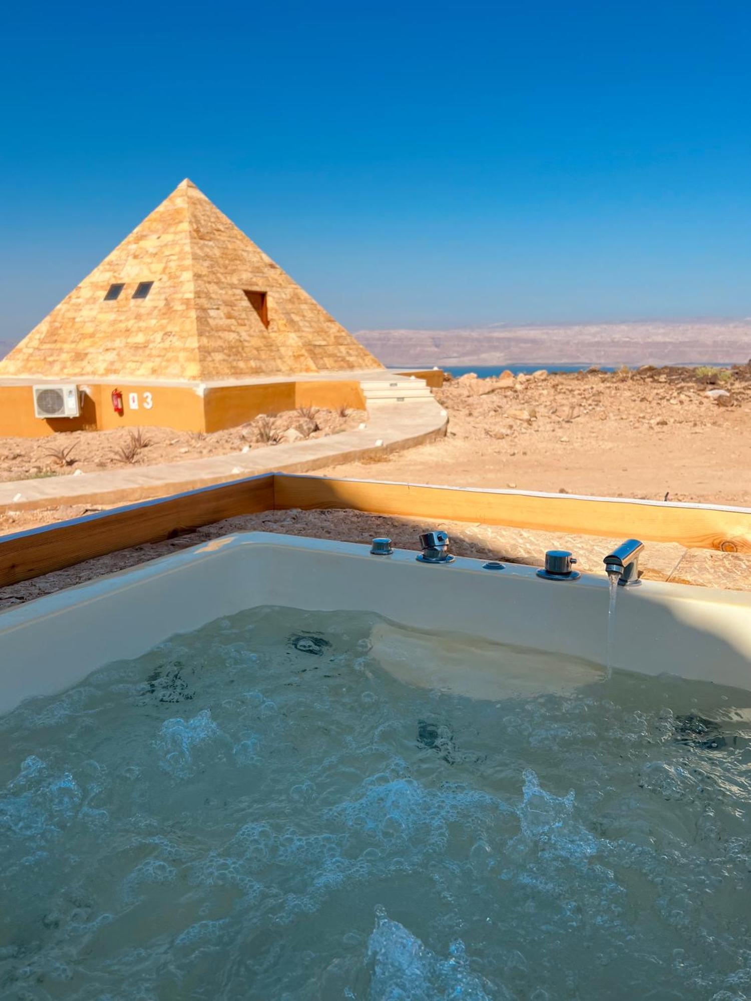 מלון מאדאבה Deadsea Octagon מראה חיצוני תמונה